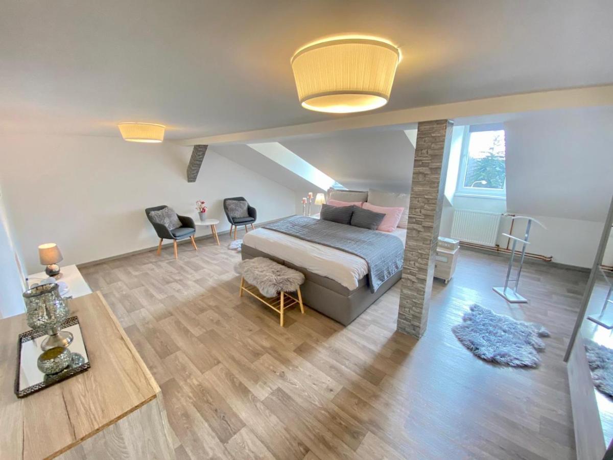 Lili Apartman Apartment Marianske Lazne Bagian luar foto