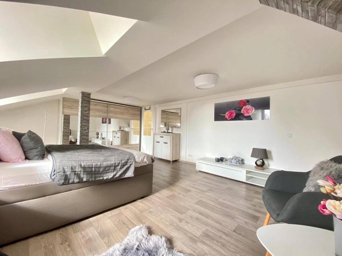 Lili Apartman Apartment Marianske Lazne Bagian luar foto