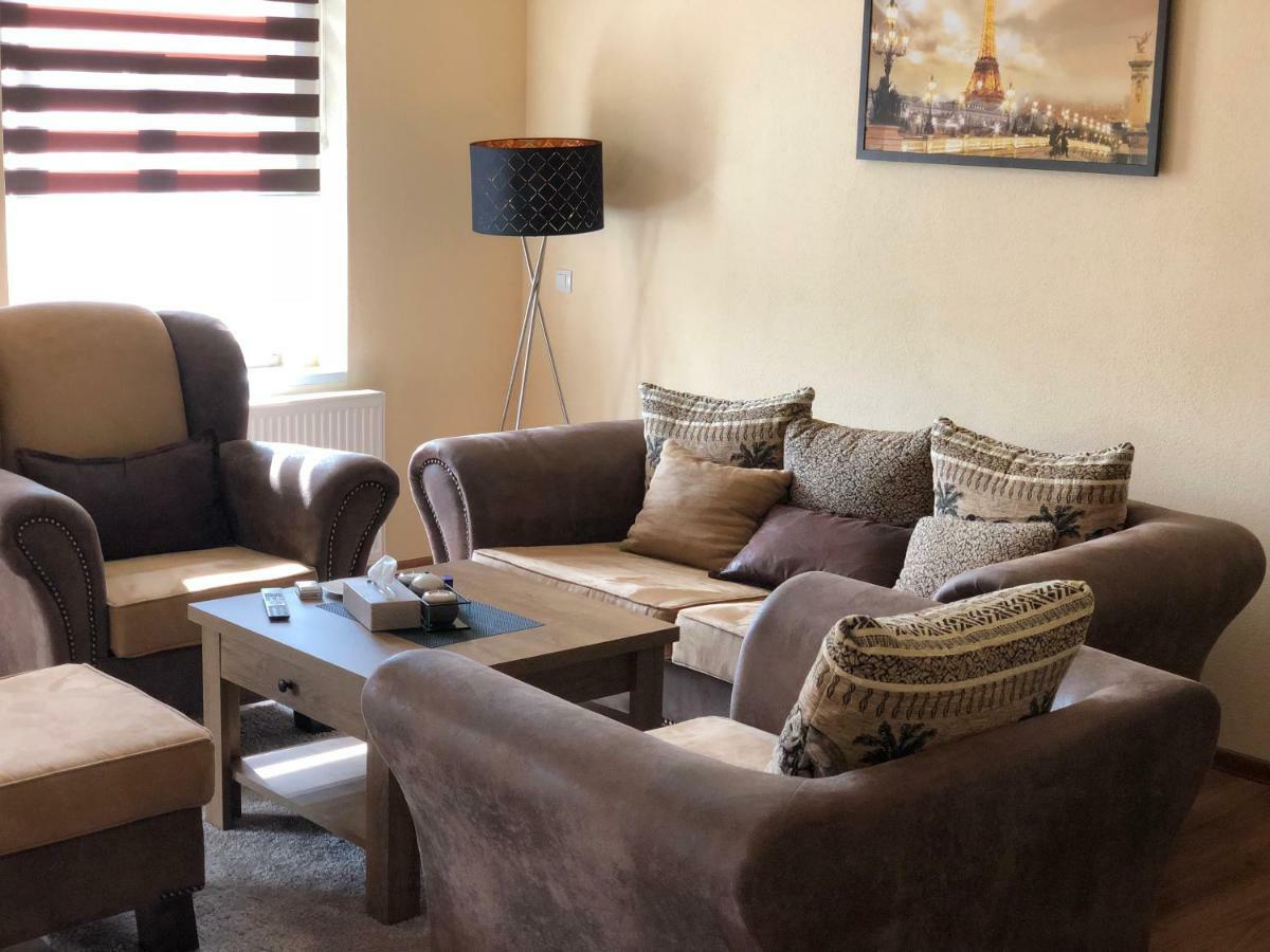 Lili Apartman Apartment Marianske Lazne Bagian luar foto