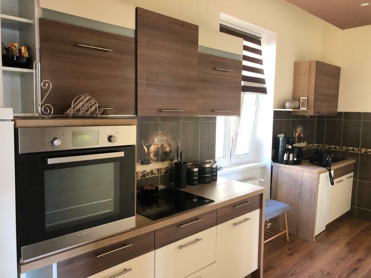 Lili Apartman Apartment Marianske Lazne Bagian luar foto